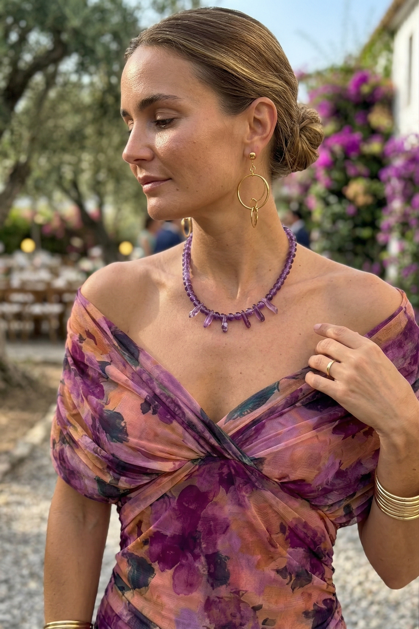 Long dress with V-neck